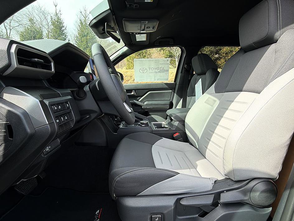 New 2026 Toyota Tacoma TRD Off-Road AWD/4WD image 19