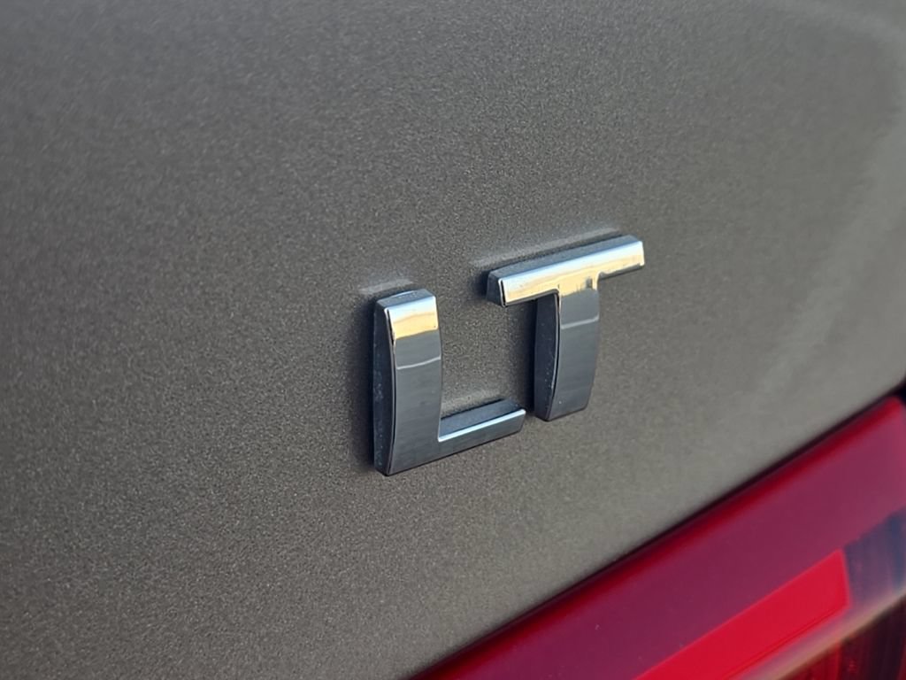 Used 2024 Chevrolet Malibu LT FWD image 38