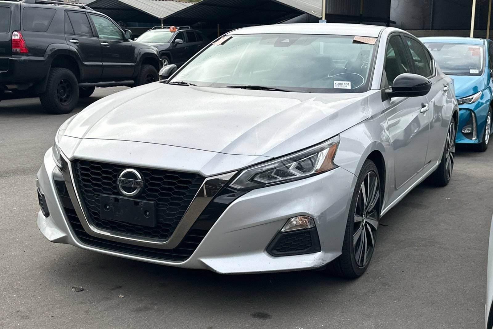Used 2021 Nissan Altima 2.5 SR FWD image 2