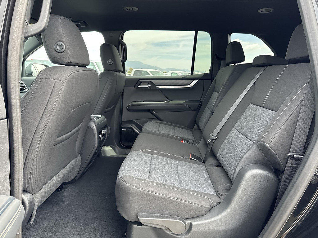 New 2026 GMC Acadia Elevation FWD image 24