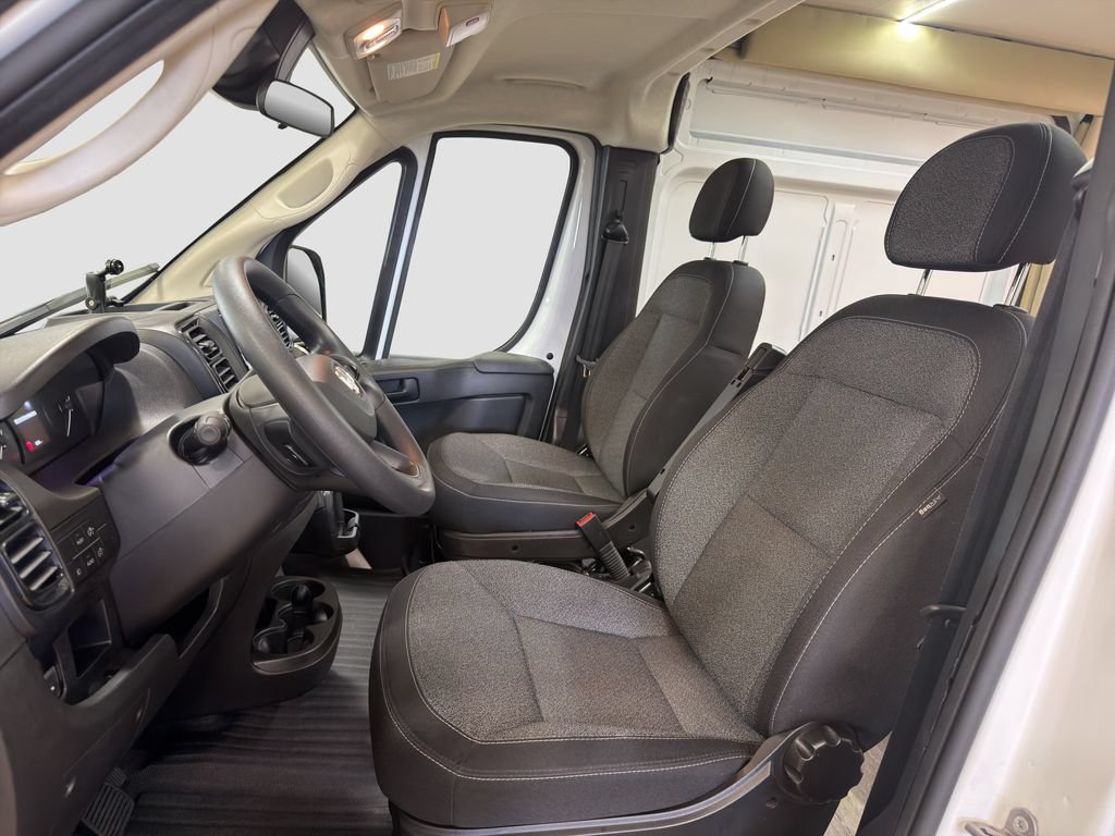 Used 2024 RAM ProMaster 3500 w/ Convenience Group FWD image 18