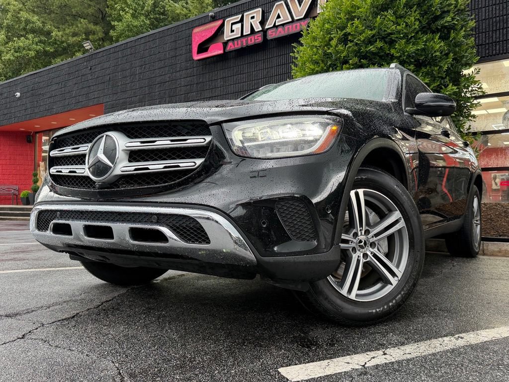 Used 2021 Mercedes-Benz GLC 300 image 2