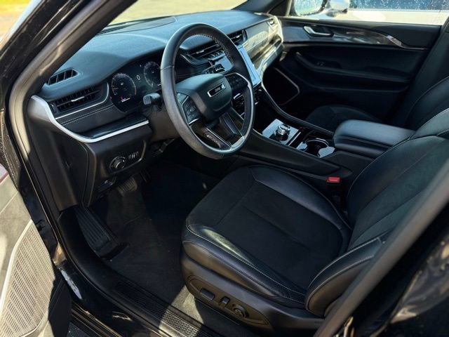 Certified 2022 Jeep Grand Cherokee L Laredo image 18