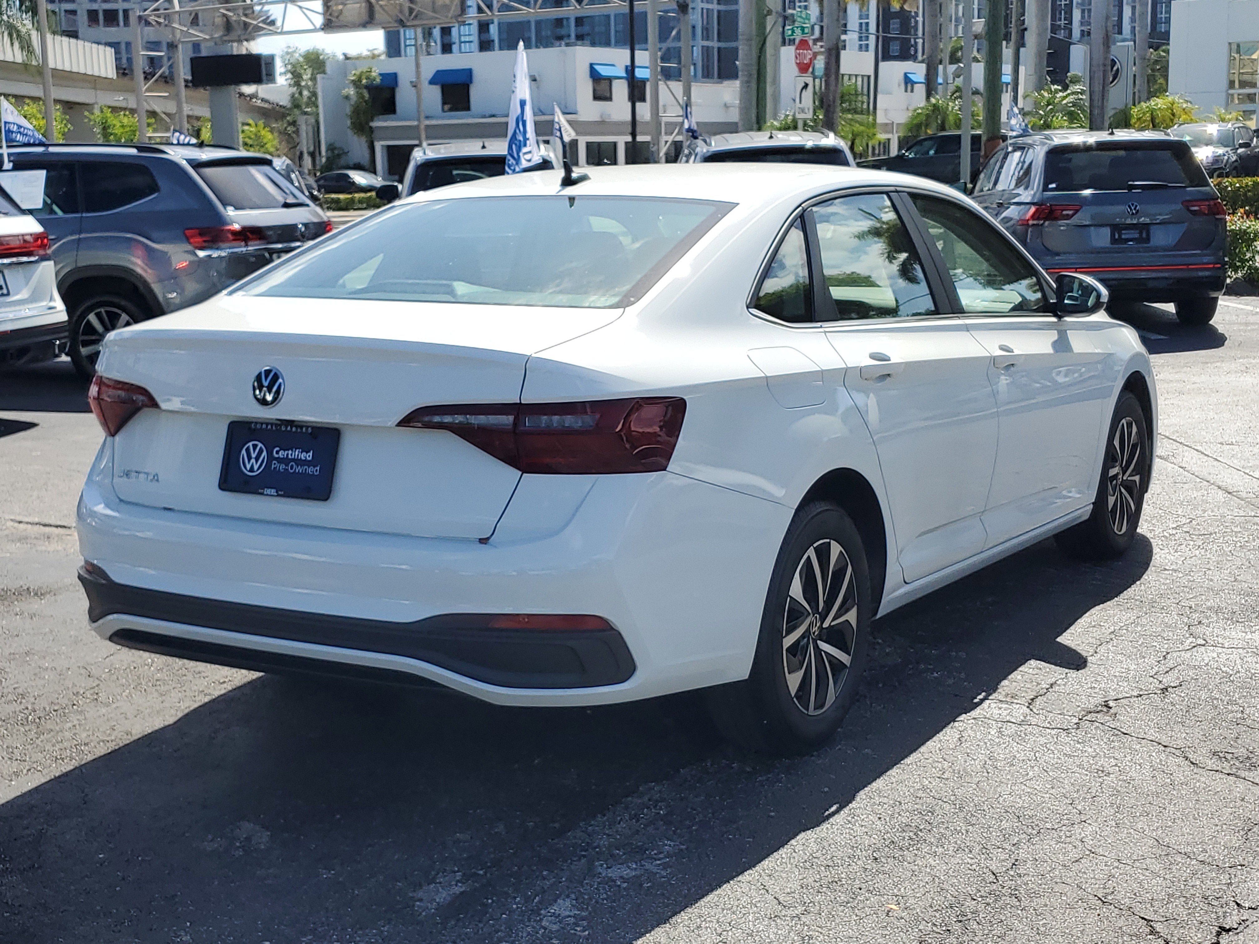 Certified 2023 Volkswagen Jetta S image 5