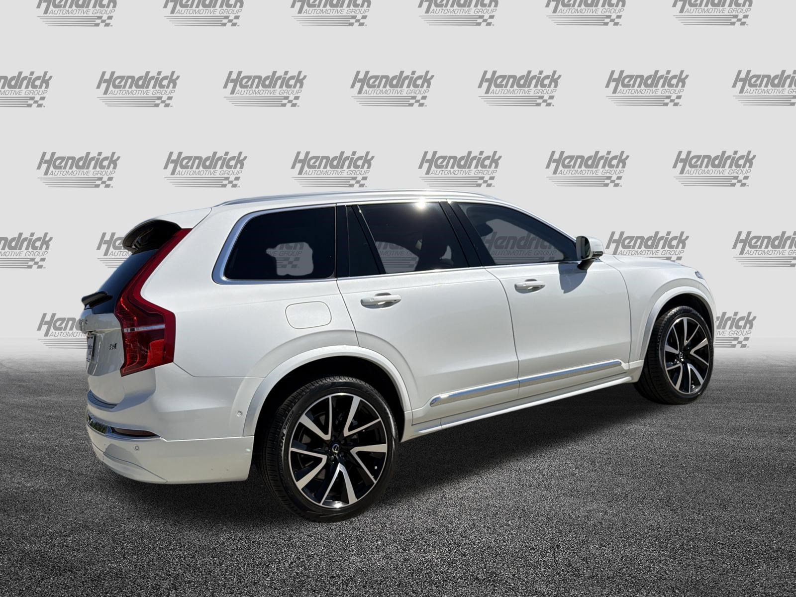 Used 2025 Volvo XC90 B6 Plus w/ Protection Package Premier AWD/4WD image 10