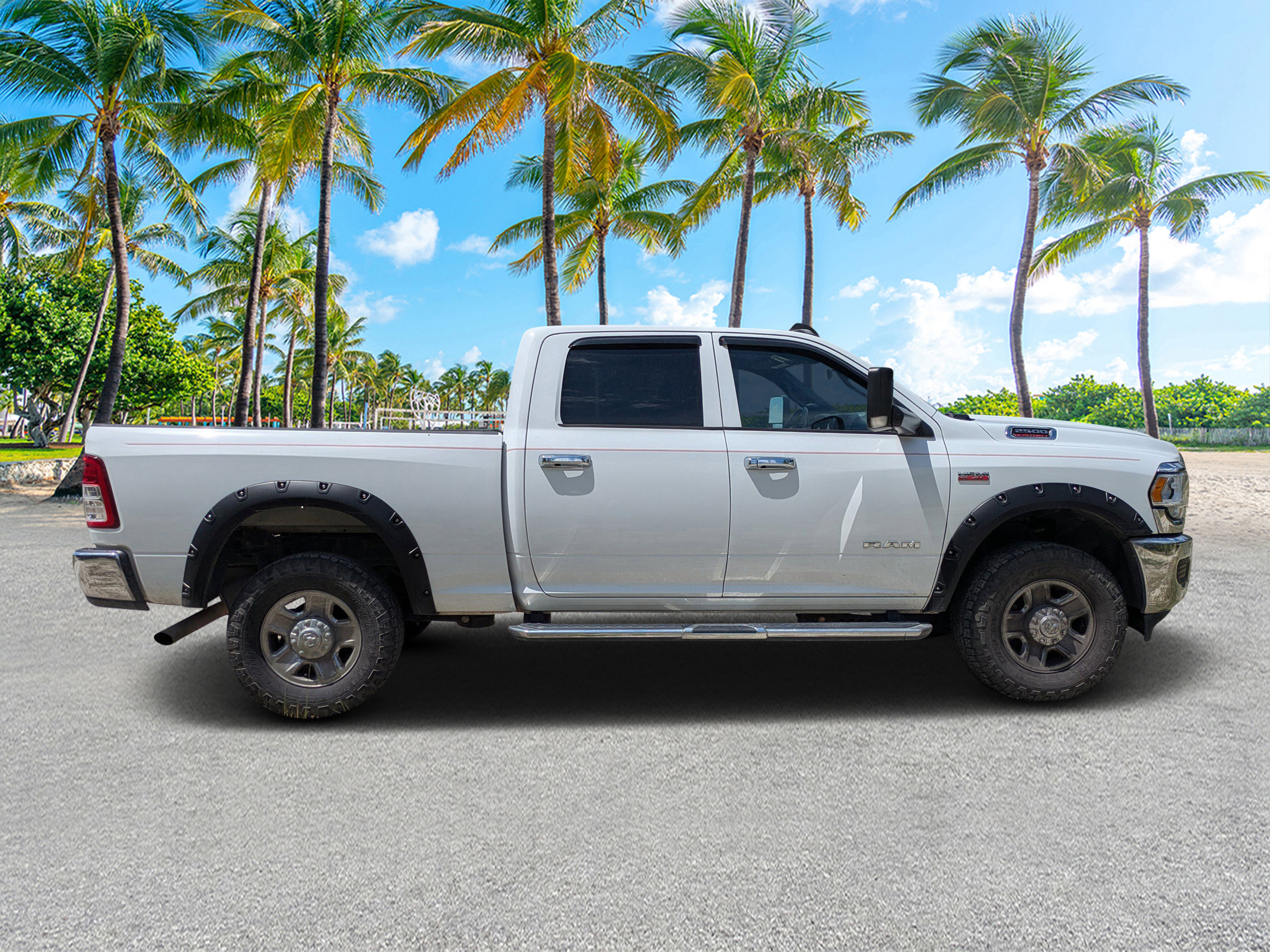 Certified 2022 RAM 2500 Tradesman AWD/4WD image 2