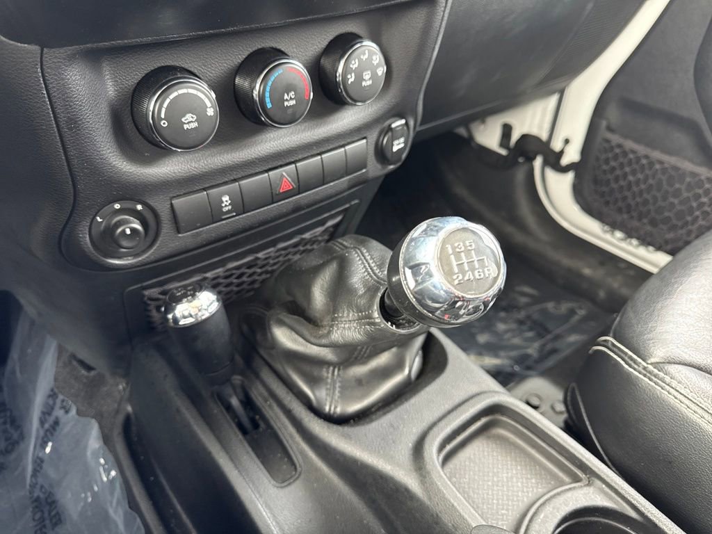 Used 2017 Jeep Wrangler Unlimited Sport image 42