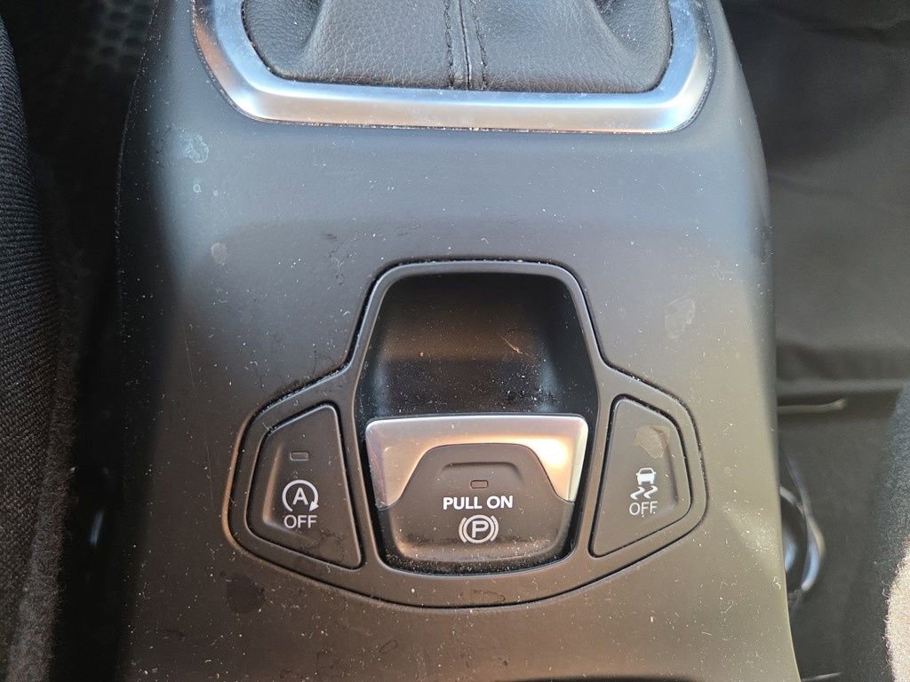 Used 2023 Jeep Renegade Altitude image 29