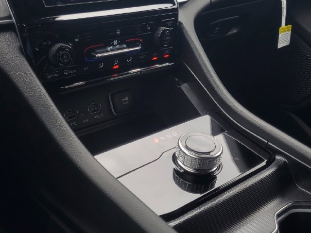 New 2026 Jeep Grand Cherokee L 4WD image 13
