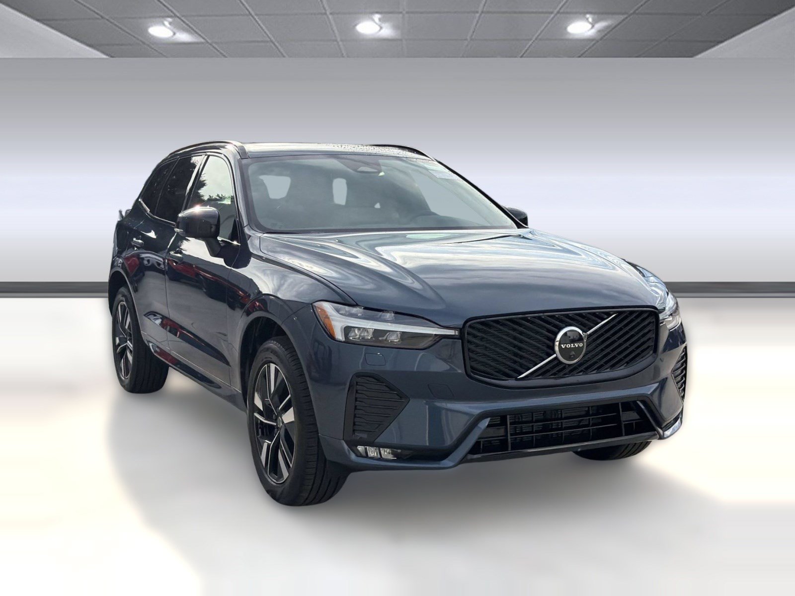 New 2026 Volvo XC60 B5 Plus w/ Climate Package AWD/4WD image 7