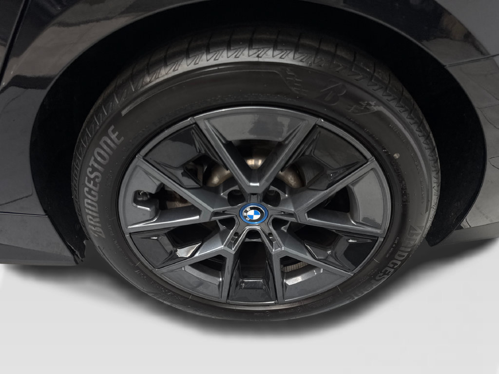 Used 2023 BMW i4 eDrive40 w/ Premium Package RWD image 87