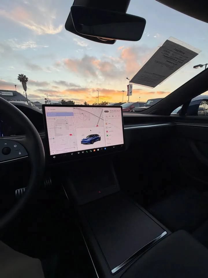 Used 2025 Tesla Model S Plaid AWD/4WD image 15