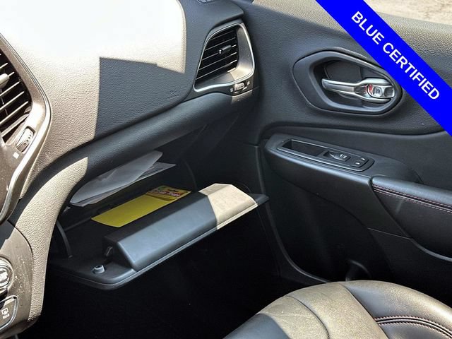 Used 2019 Jeep Cherokee Trailhawk w/ Comfort/Convenience Group AWD/4WD image 15