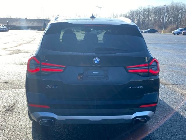 Used 2023 BMW X3 xDrive30i image 3