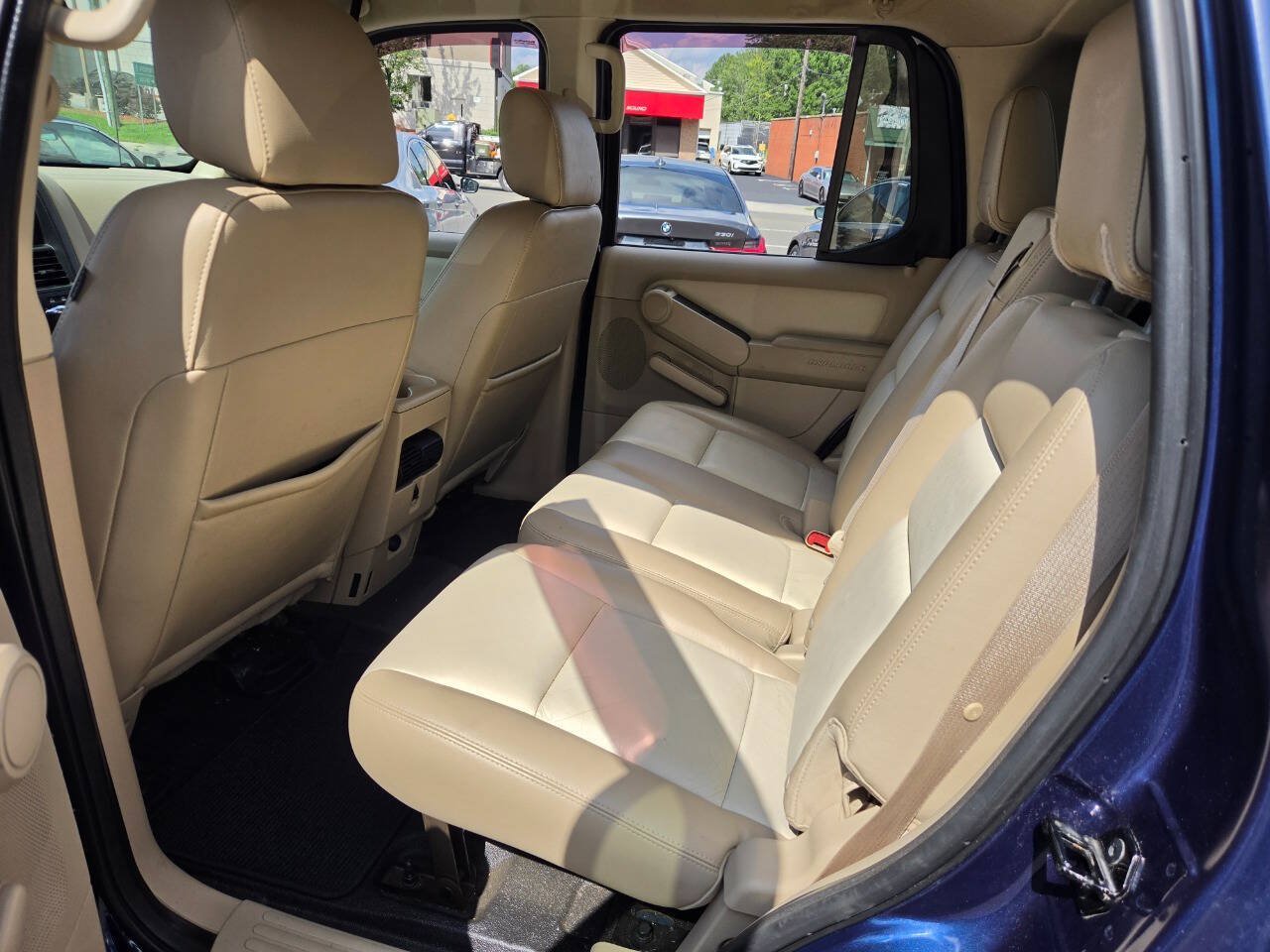 Used 2007 Ford Explorer Sport Trac Limited AWD/4WD image 12