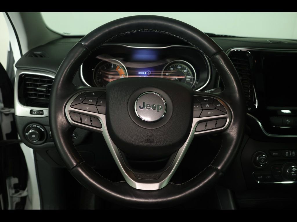 Used 2019 Jeep Cherokee Limited AWD/4WD image 22