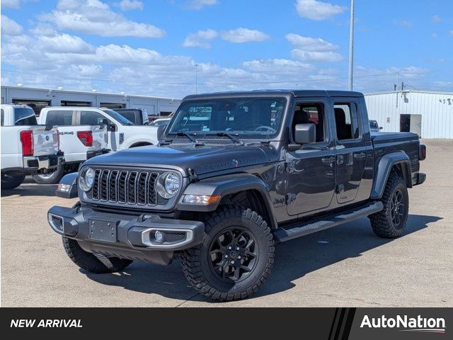 Used 2025 Jeep Gladiator Sport