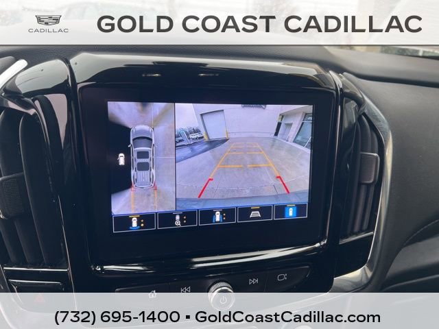 Used 2023 Chevrolet Traverse LT w/ Rear Camera Mirror Package image 22