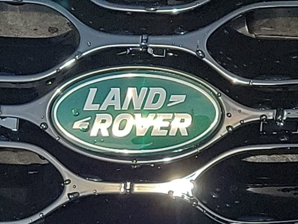 New 2025 Land Rover Discovery Sport Dynamic SE AWD/4WD image 9