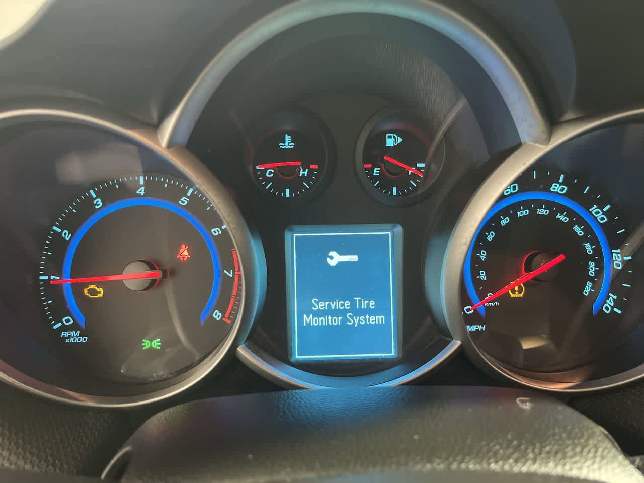 Used 2016 Chevrolet Cruze LT FWD image 17