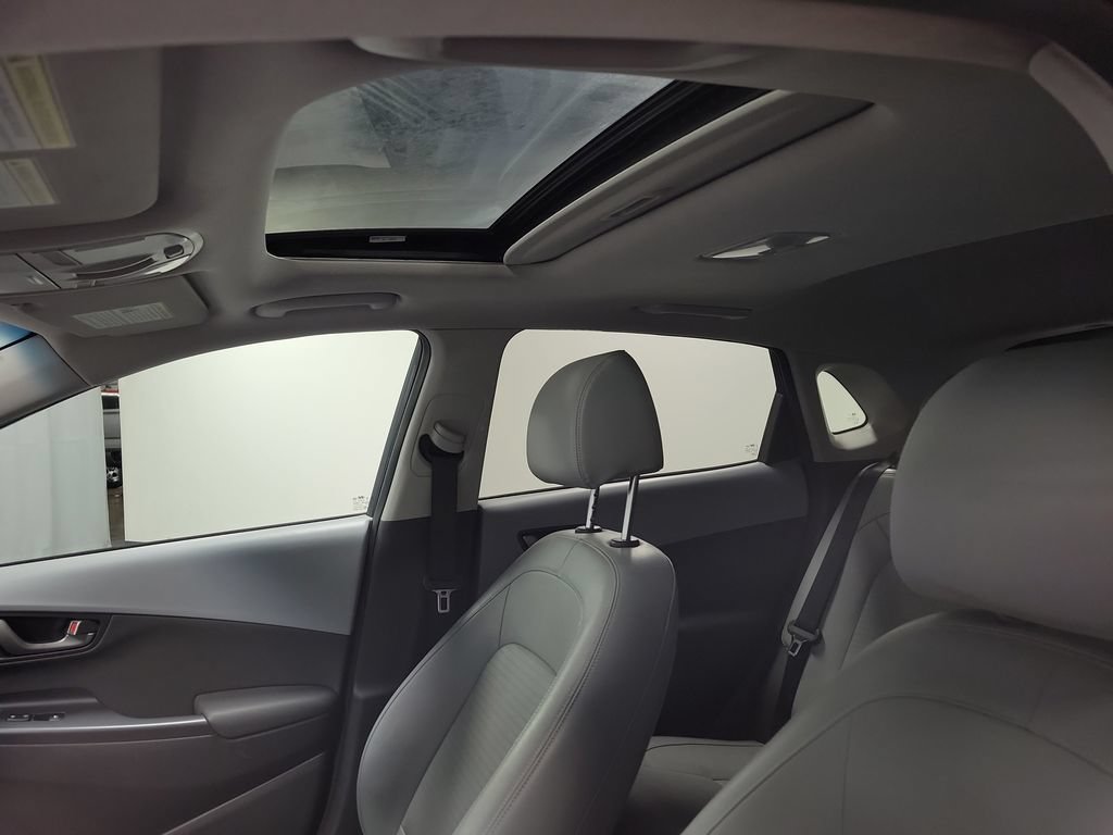 Used 2019 Hyundai Kona Ultimate FWD image 17