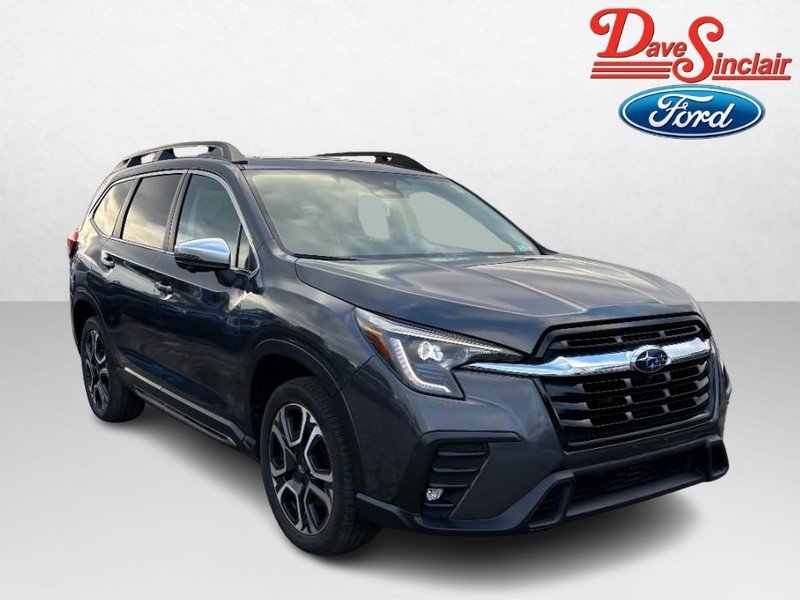 Used 2023 Subaru Ascent Limited w/ Technology Package image 4