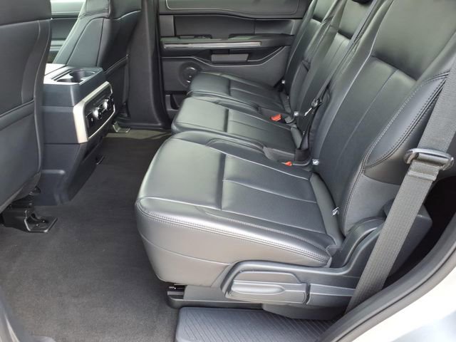 Certified 2024 Ford Expedition XLT AWD/4WD image 18