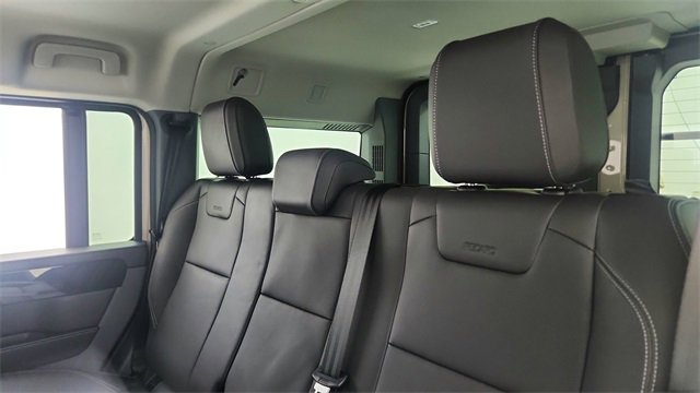 Used 2024 INEOS Grenadier Fieldmaster Edition image 32