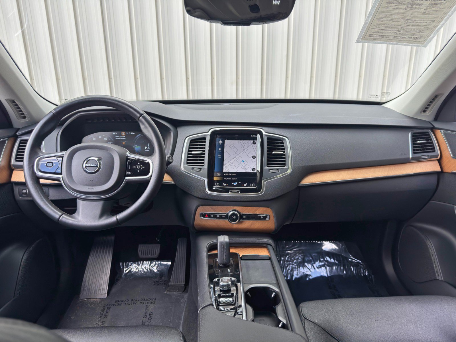 Used 2021 Volvo XC90 T8 Inscription Expression w/ Protection Package Premier AWD/4WD image 12