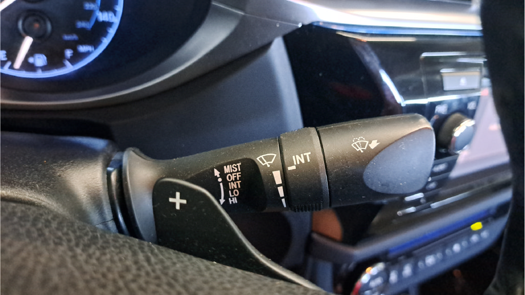 Used 2016 Toyota Corolla S FWD image 40