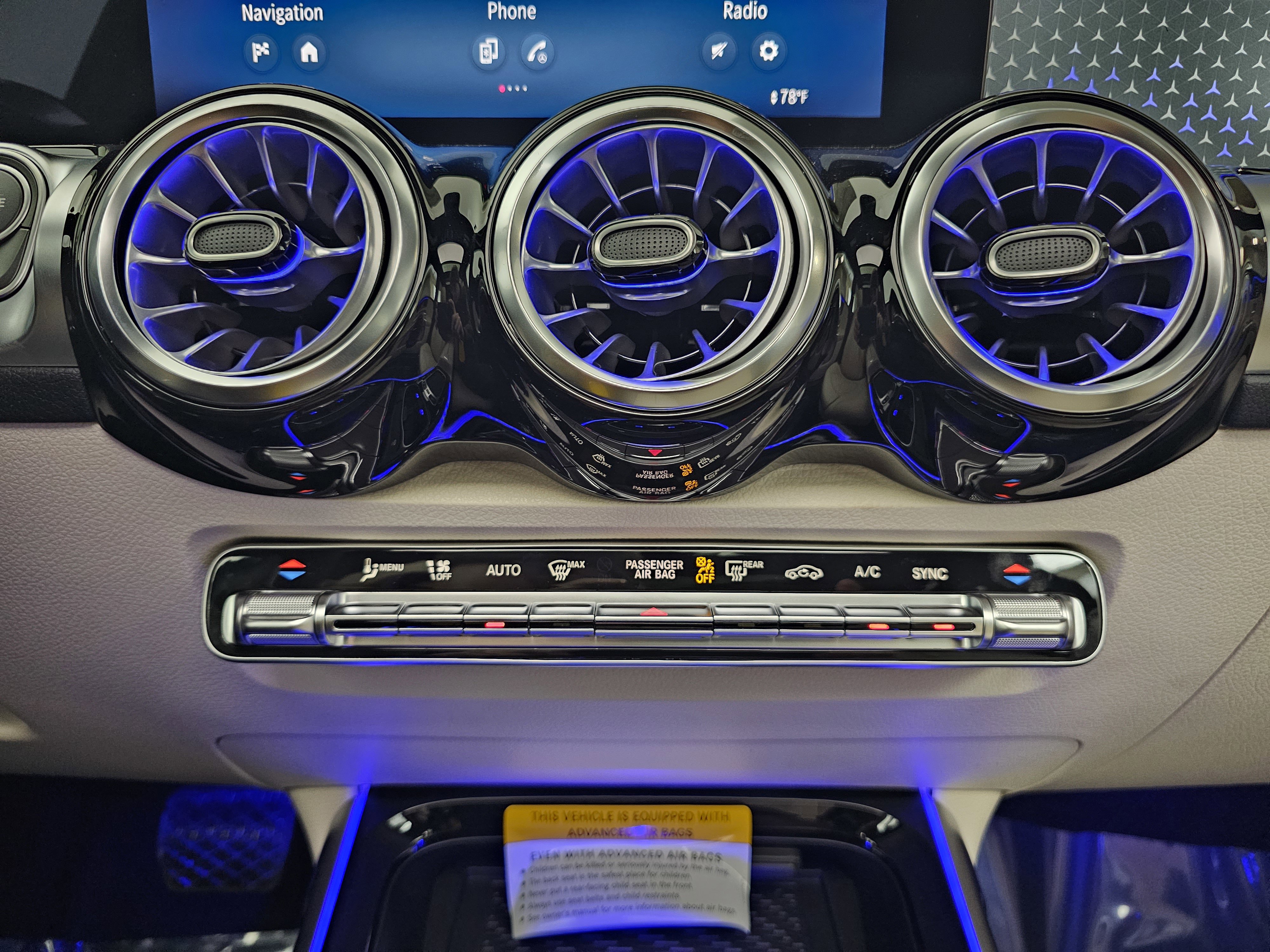 New 2026 Mercedes-Benz GLB 250 4MATIC image 39