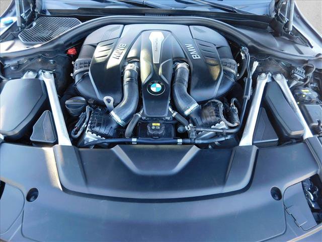 Used 2019 BMW 750i xDrive w/ Executive Package image 26