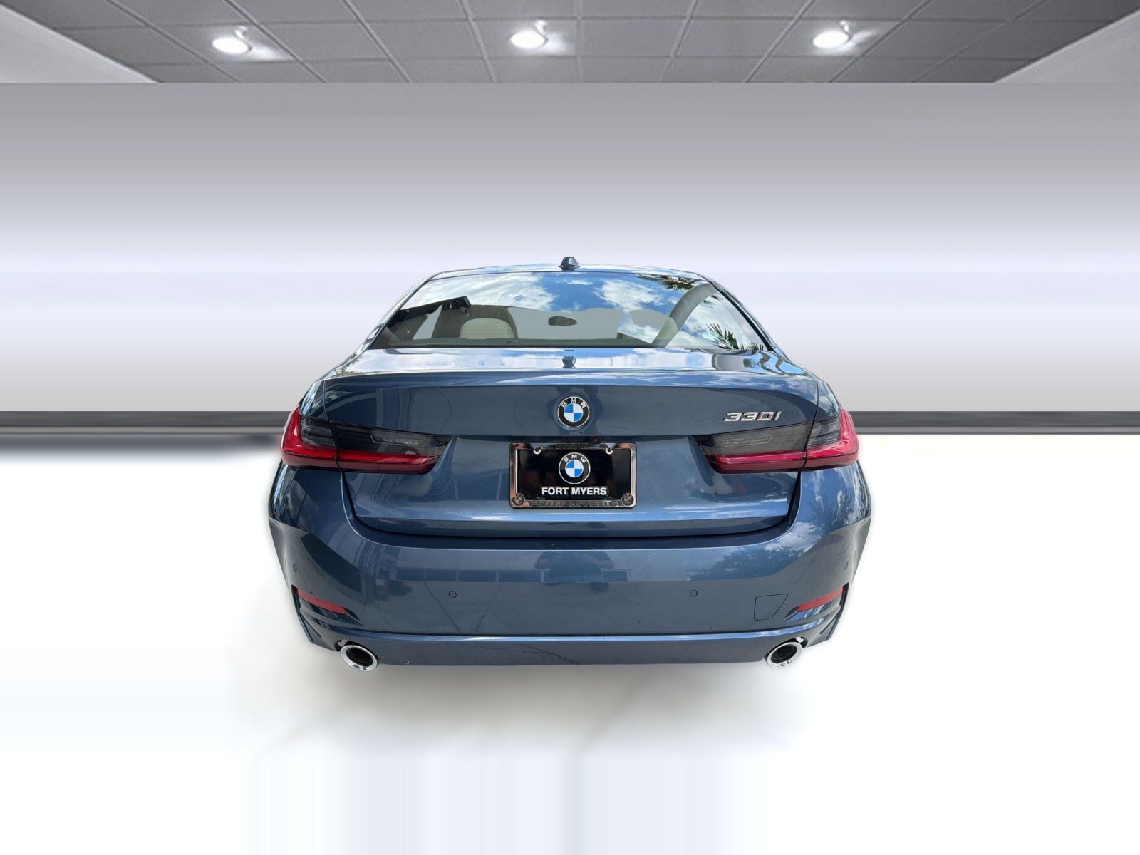Used 2026 BMW 330i Sedan w/ Premium Package RWD image 10