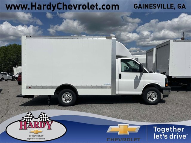 New 2024 Chevrolet Express 3500 w/ Power Convenience Package