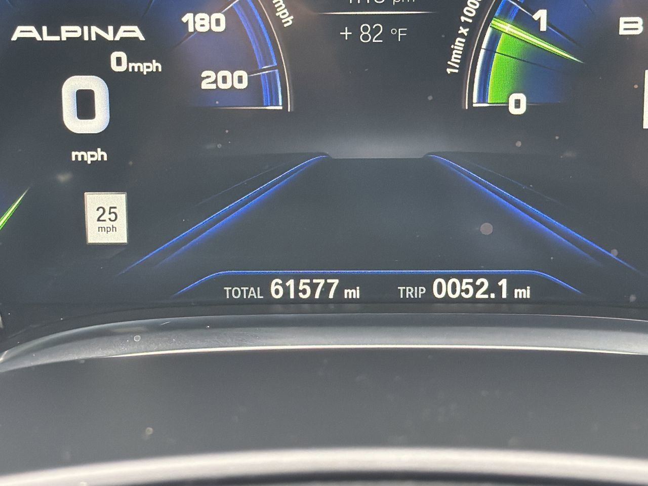 Used 2018 BMW 750i RWD image 33