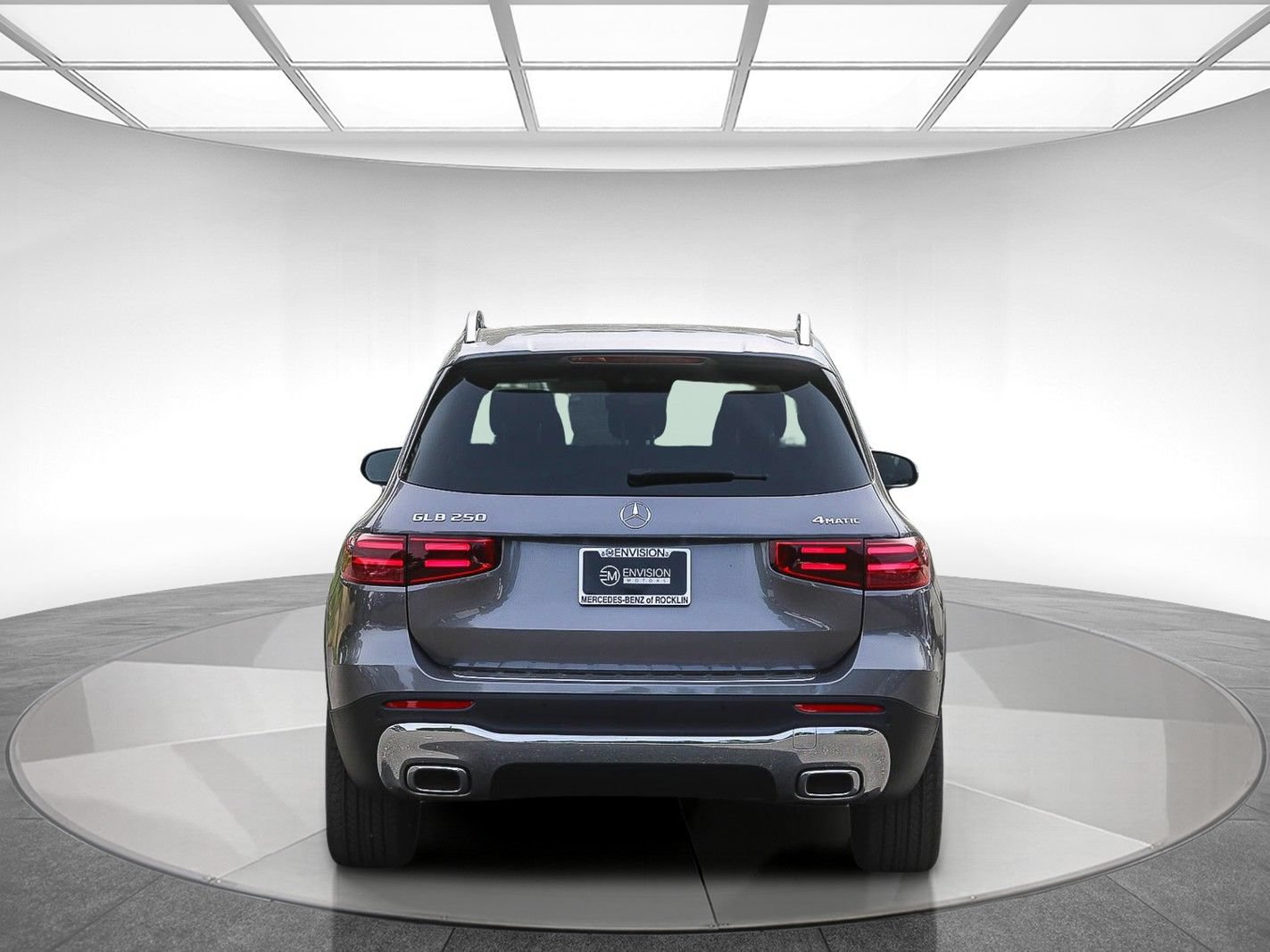 New 2026 Mercedes-Benz GLB 250 4MATIC image 3