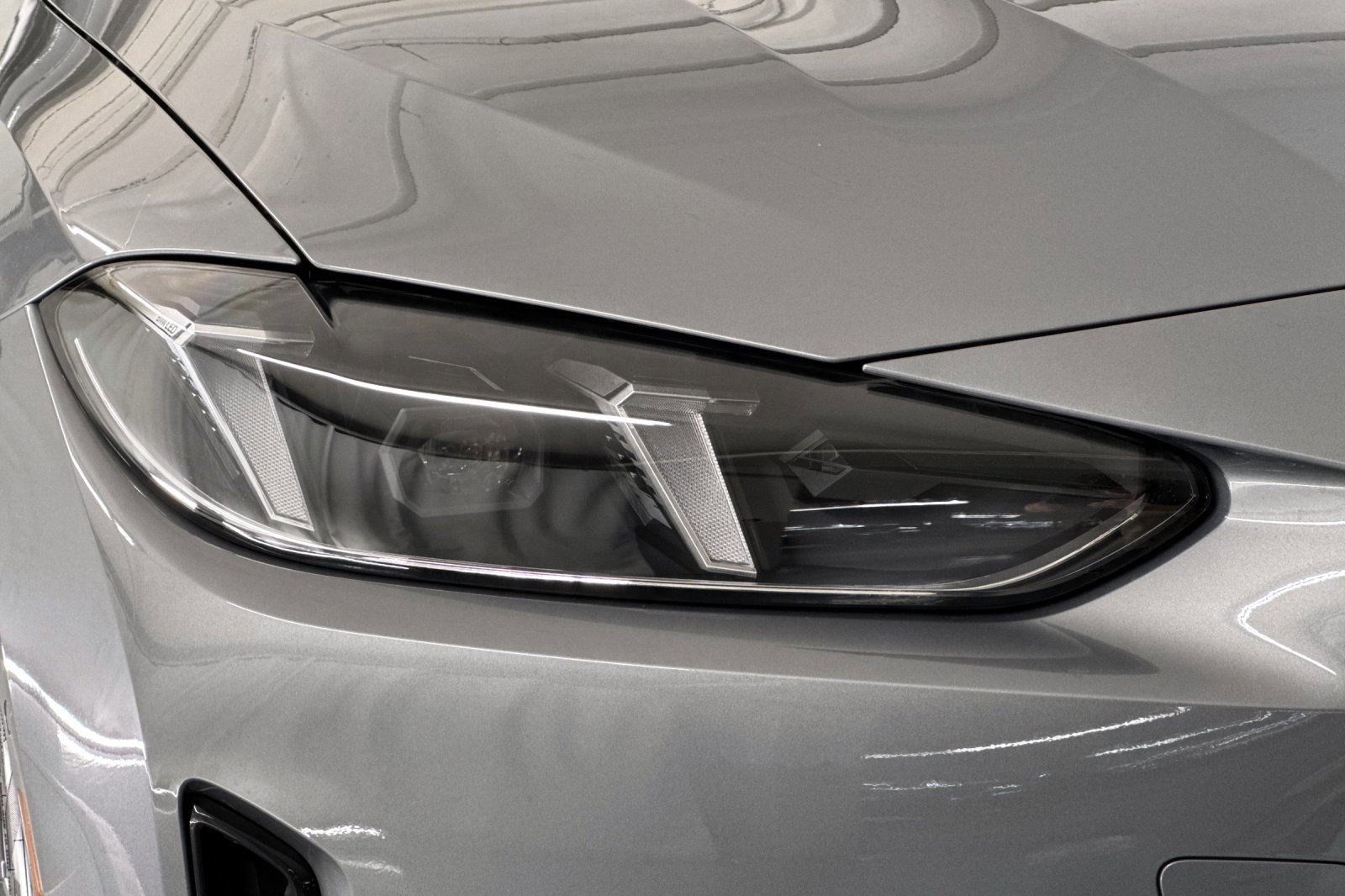 New 2026 BMW i4 xDrive40i w/ Premium Package AWD/4WD image 10