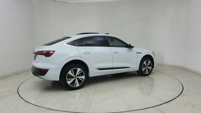 Used 2024 Audi Q8 e-tron Premium Plus w/ Premium Plus Package image 70
