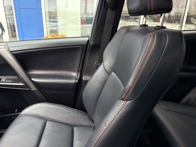 Used 2017 Toyota RAV4 SE image 42