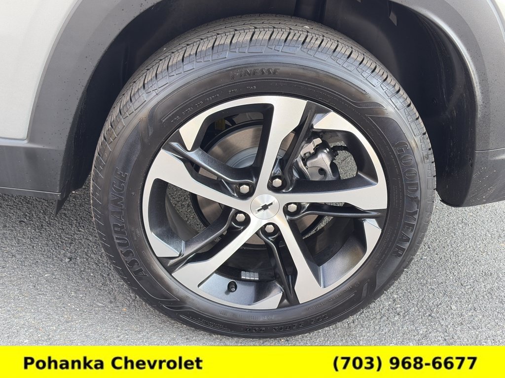 Certified 2026 Chevrolet Trax RS w/ Sunroof Package FWD image 31