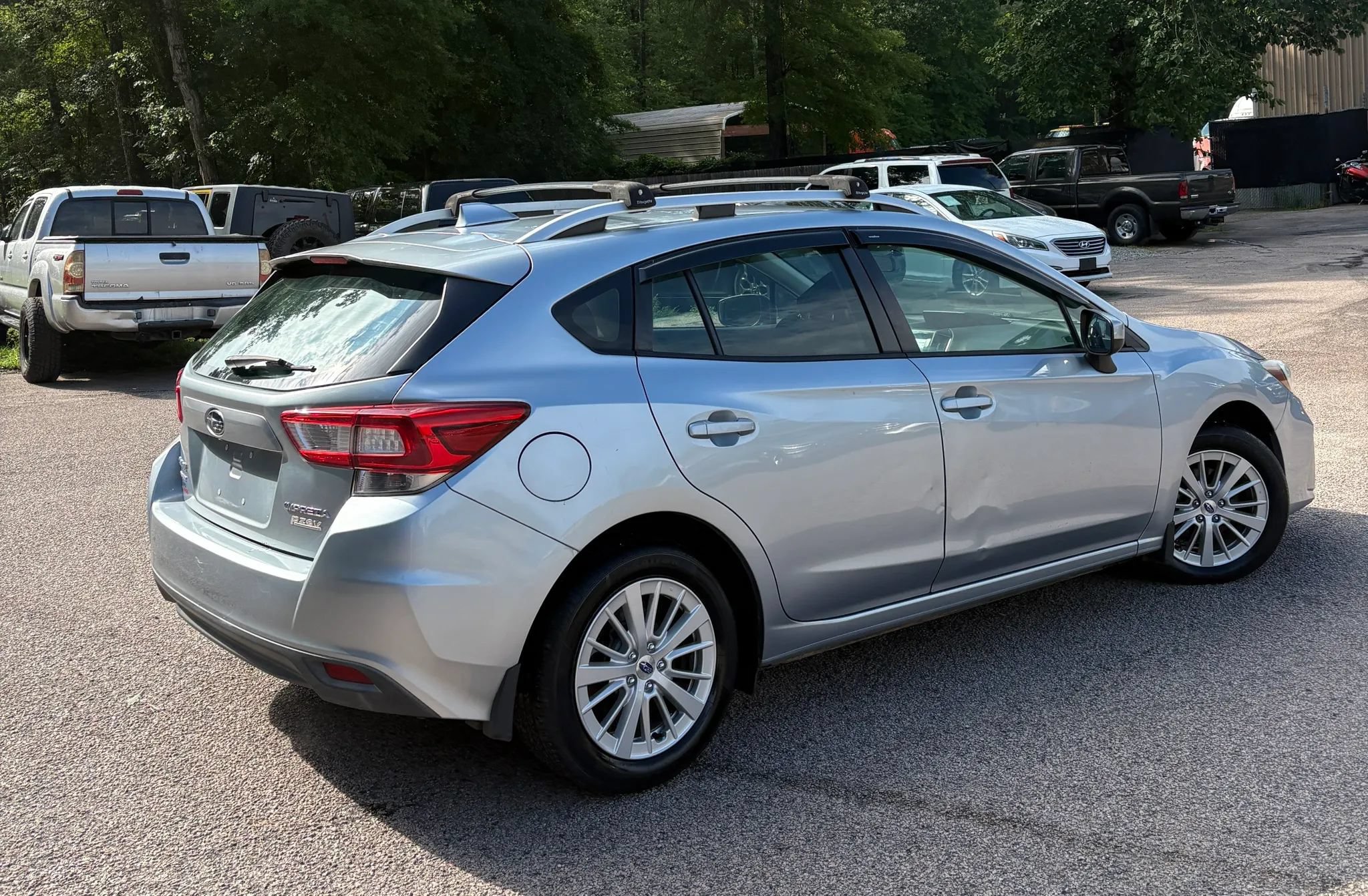Used 2017 Subaru Impreza 2.0i Premium AWD/4WD image 5