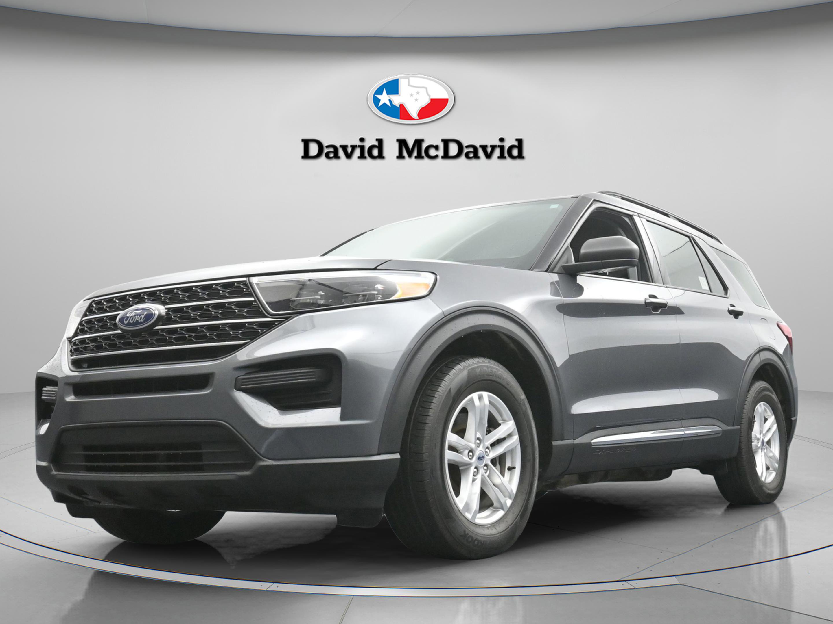 Used 2023 Ford Explorer XLT RWD image 29