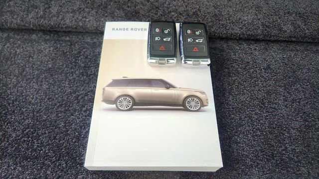 Used 2023 Land Rover Range Rover SE image 62