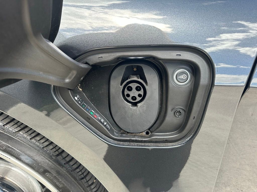 Certified 2020 Porsche Taycan 4S image 43
