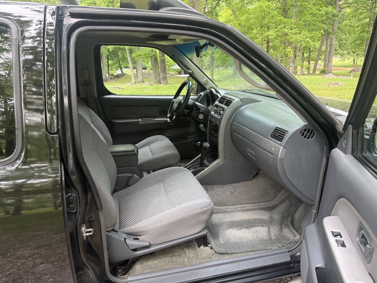 Used 2002 Nissan Frontier SE AWD/4WD image 71
