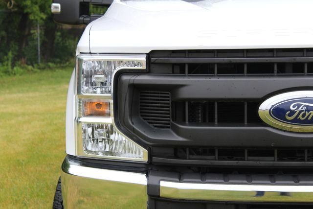 Used 2020 Ford F350 XL w/ Power Equipment Group image 15