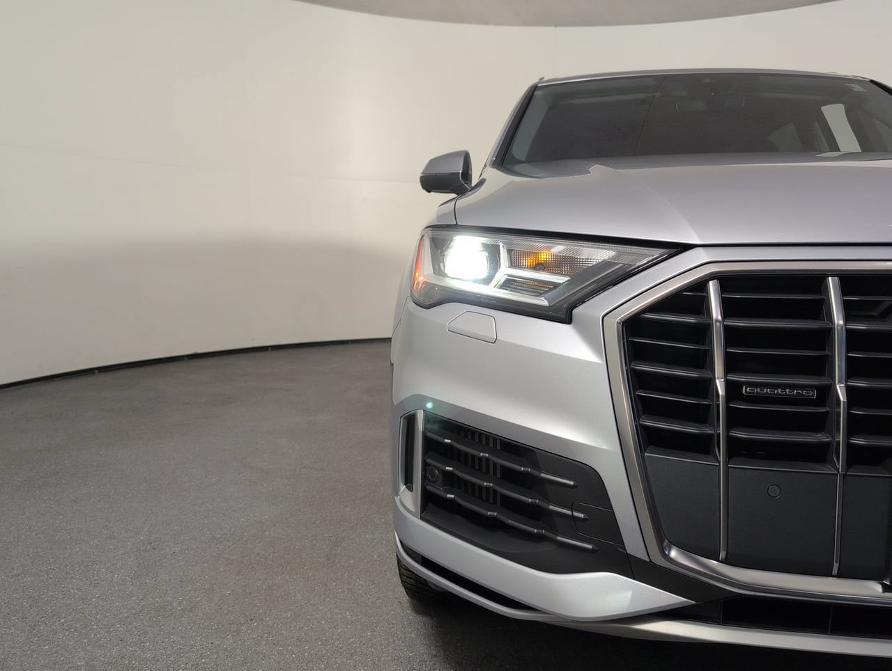 Used 2022 Audi Q7 3.0T Premium AWD/4WD image 37