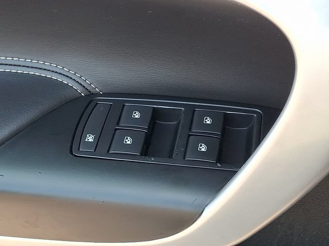 Used 2017 Buick Regal Sport Touring FWD image 21
