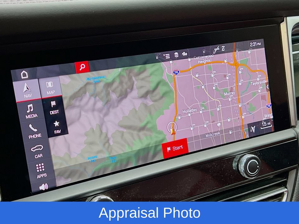 Certified 2023 Porsche Macan AWD/4WD image 16