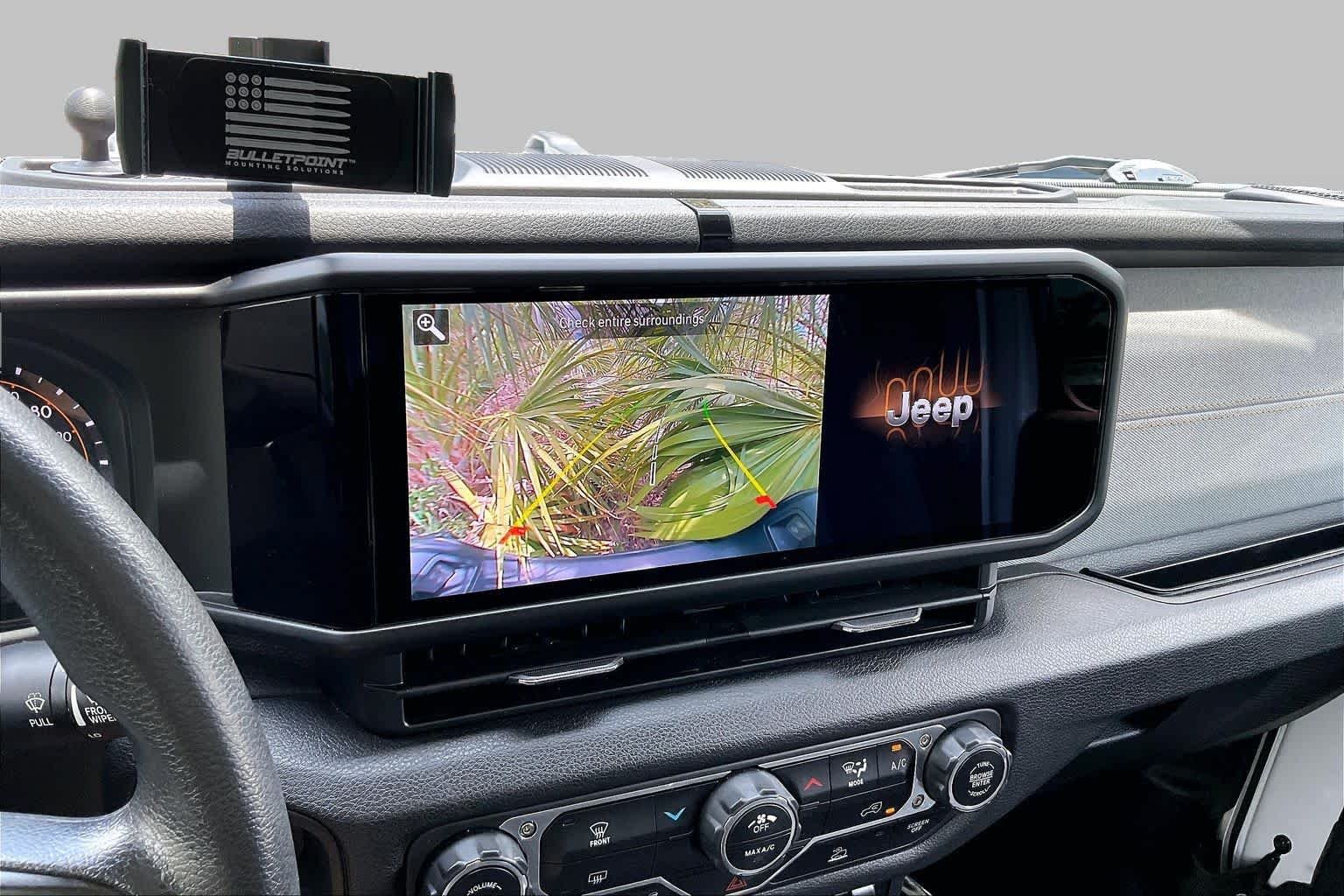 Used 2024 Jeep Gladiator Sport AWD/4WD image 21